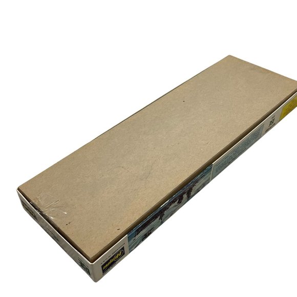 1/700 Scale Water Line Series Battleship-Carrier ISE Model Kit By Hasegawa - Picture 4 of 4